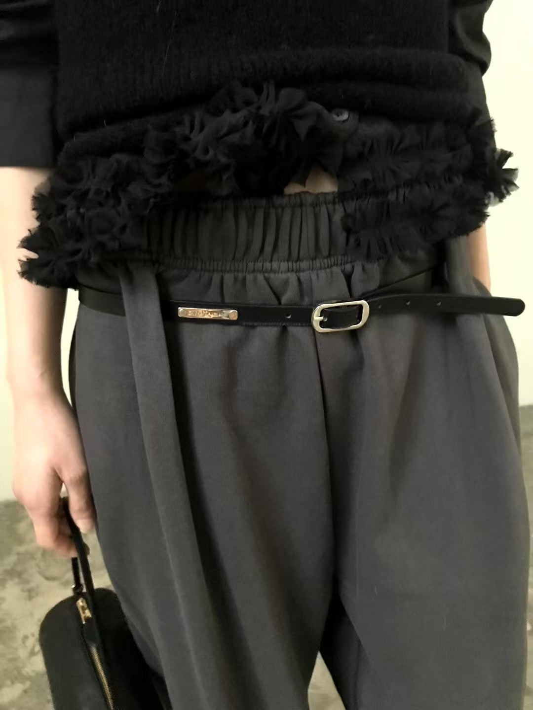 Weare // 修身線條牛皮腰帶 二色入
