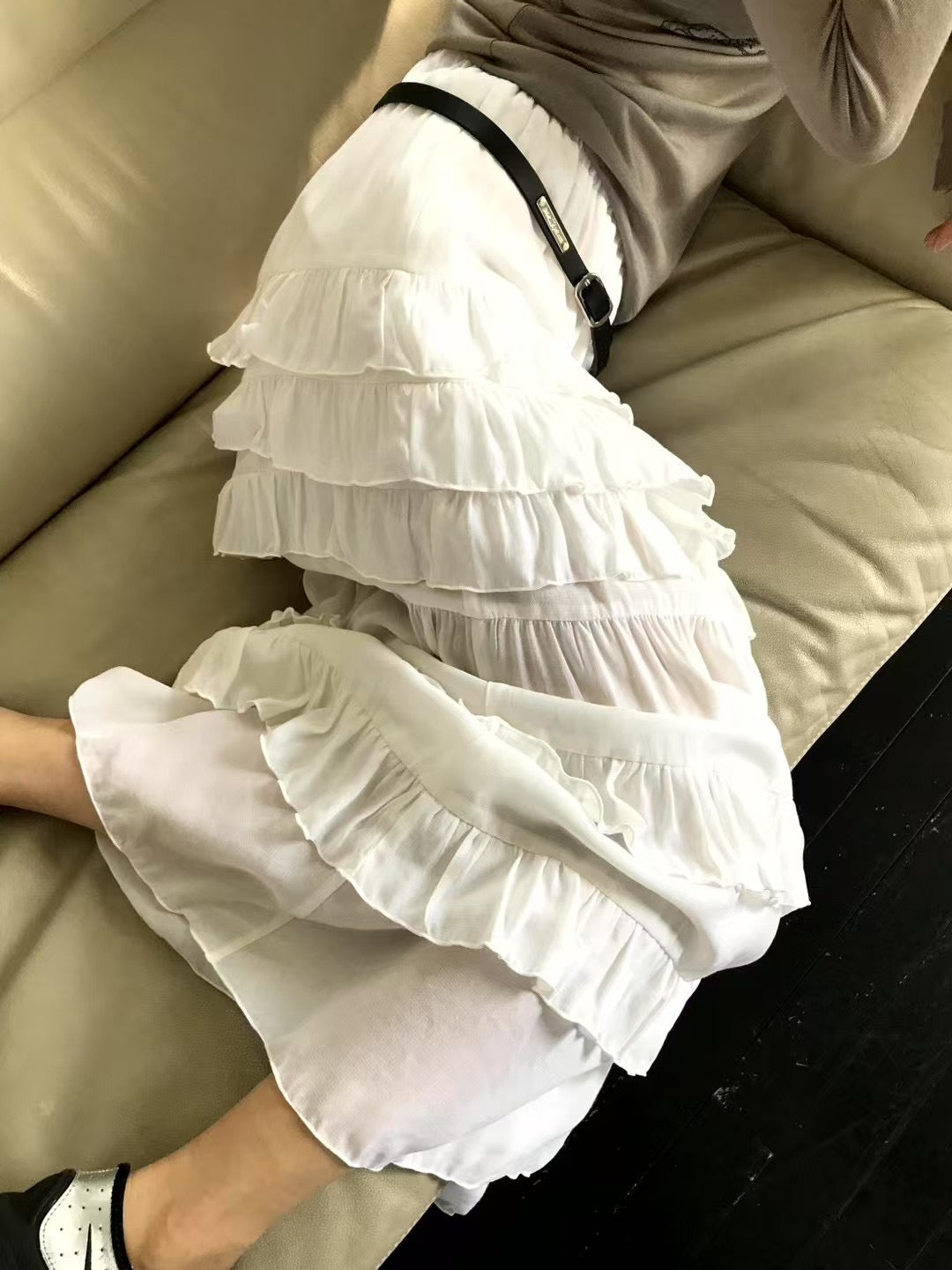 Weare // 荷葉邊的雪紡材質含柔軟內襯長裙 兩色入
